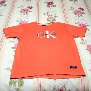 Calvin Klein T-shirt